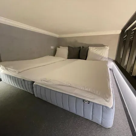 Holec Apartman Prága